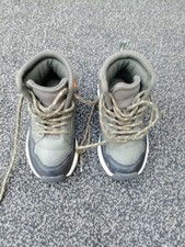 Primark Junior Size 8 Ankle Boot.