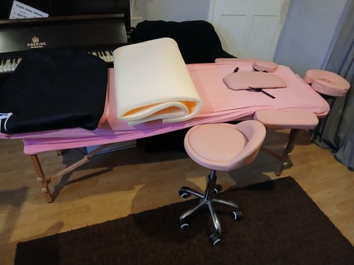 Beauty therapist couch - therapist,