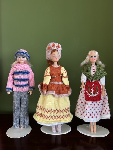 Vintage 1970s souvenir dolls - vintage,