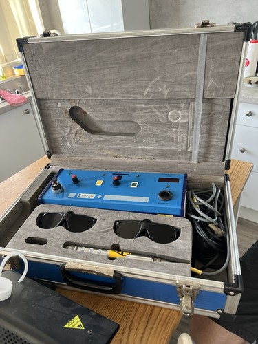 Laser medical therapy device - medical,