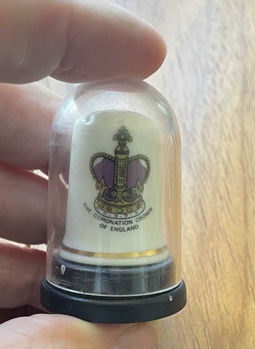 The coronation crown - crown, thimble