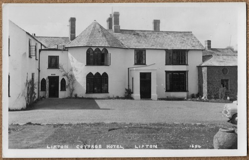 Lifton cottage hotel real - lifton,