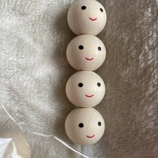 10 x 20mm cream FACE  Wooden