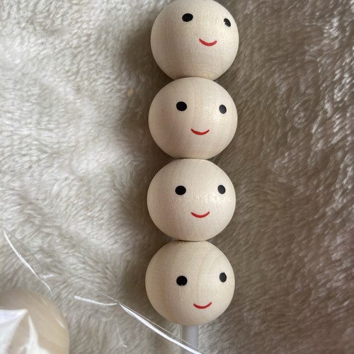 20mm cream face wooden - 10,