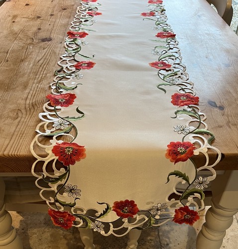 Red poppy embroidery oblong - poppy,
