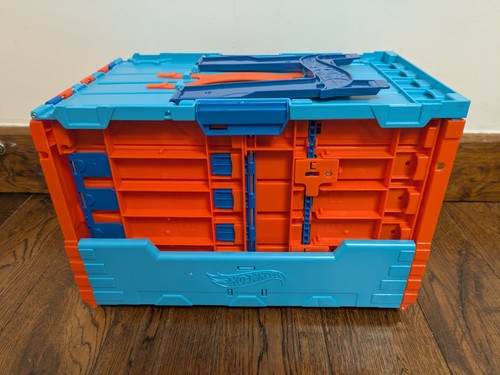 Hot wheels track builder - hot,