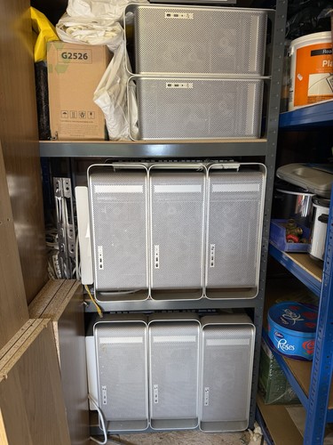 Apple mac pro tower bundle - g5,