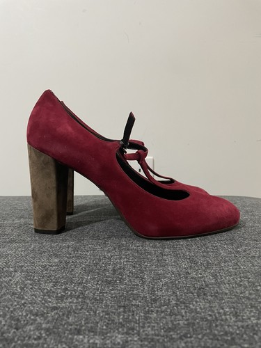 Italian made red suede block - red,