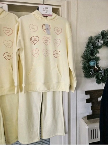 Pink rose pale yellow - pink,