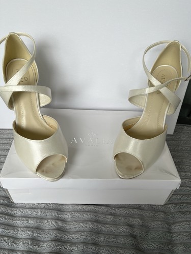 Lace and favour avalia cindy - favour,