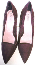 NEW & UNWORN LADIES ELEGANT, BURGUNDY SUEDE WITH LACE SIDES, COURT SHOES SIZE 5