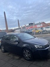 VW GOLF BLACK 1.6 Tdi Diesel