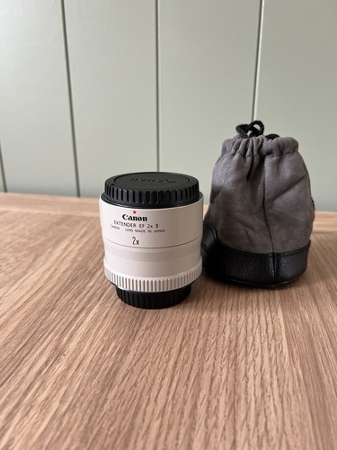 Canon extender mark - ef,