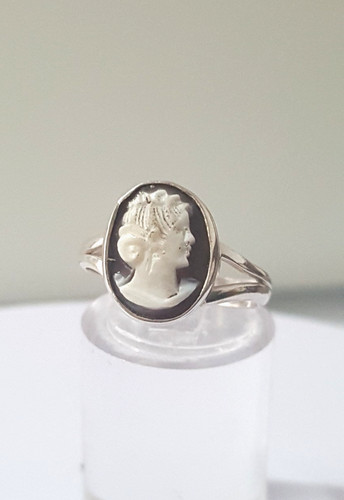 Gorgeous vintage real carved - vintage,