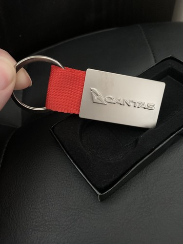 Qantas 2025 metallic key - 2025,