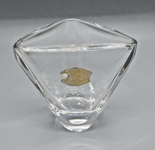 VAL ST LAMBERT SMALL CRYSTAL 8 cm TRIANGLE VASE - SIGNED