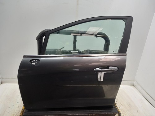 Ford fiesta left front door - fiesta,