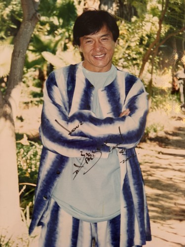Jackie chan genuine signed - jackie,