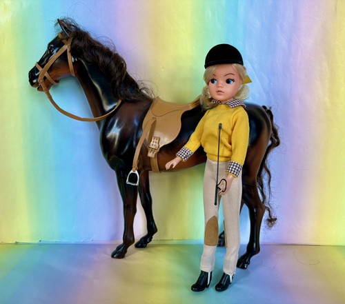 1982 rare pony club gift - 1982,