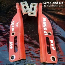 DAEWOO MATIZ 800cc SE M150 (2000–2005) Pair of Bonnet Hinges