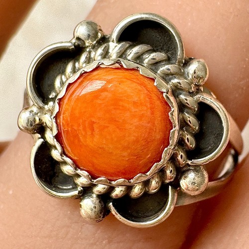 Navajo flower ring - flower, orange