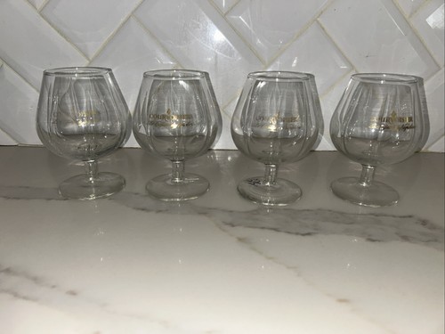 Courvoisier ribbed stem - ribbed,