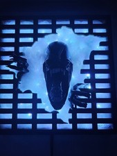 DIORAMA LIGHT BOX FOR ALIENS