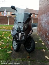 Piaggio MP3 400 FL