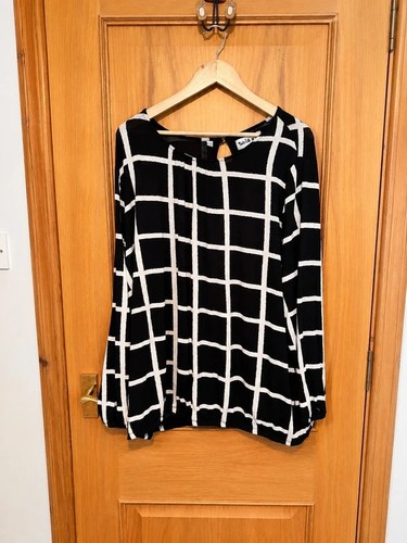 Matalan black white grid - grid, print