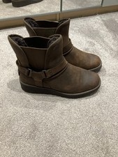 Ugg Glen leather boots