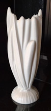 Vintage Sylvac Hyacinth Vase. Pattern No. 2452. - 1940s lovely