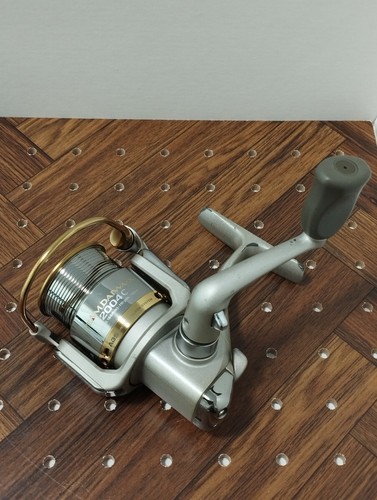 Daiwa 2004c reel - daiwa,