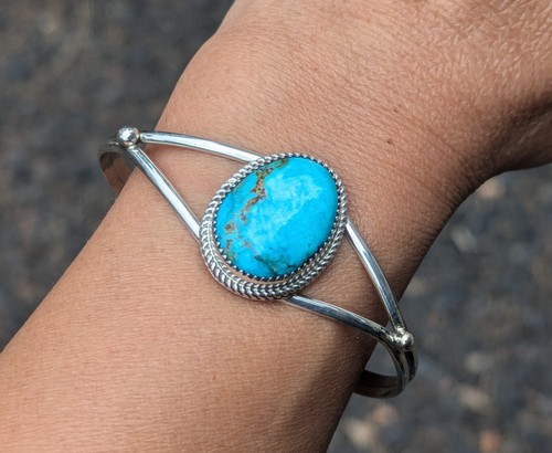 Navajo cuff bracelet - signed, r