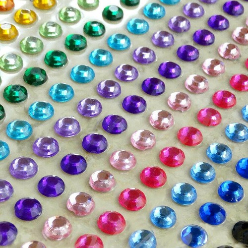 Large round stick gems 8mm - on,