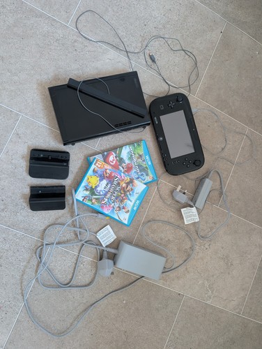 Wii console 32gb with - u,