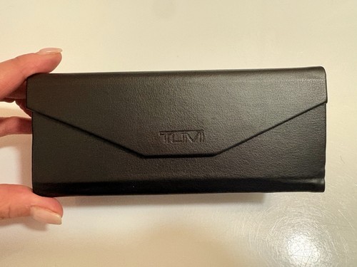 Tumi sunglass case - sunglass,