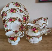 Royal Albert Teaset 'Old