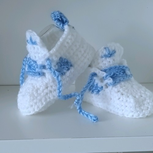 New baby crochet shoes - baby,