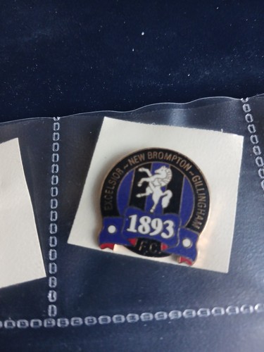 Gillingham badge - gillingham, fc