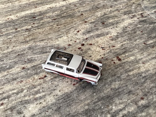 Hot wheel 2002 crate - 2002, 8