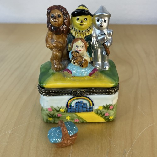 Vtg wizard hinged - oz,