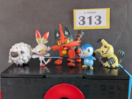 Pokémon figure bundle dubwool - bundle,