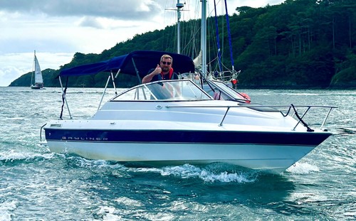 Sports cuddy boat - cuddy, bayliner