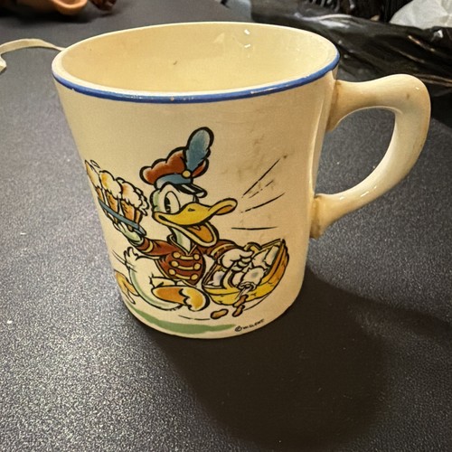Donald duck ice cream vendor - cream,
