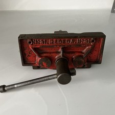 VINTAGE REDEDA NO. 31 WOODWORK