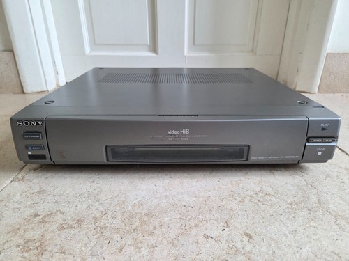 Sony c2000e hi8 - video8, pal