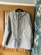 New With Tags Men’s Pretty