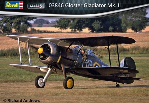 Revell gloster gladiator - gloster,