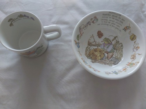 Oakapple wood wedgewood set - set,