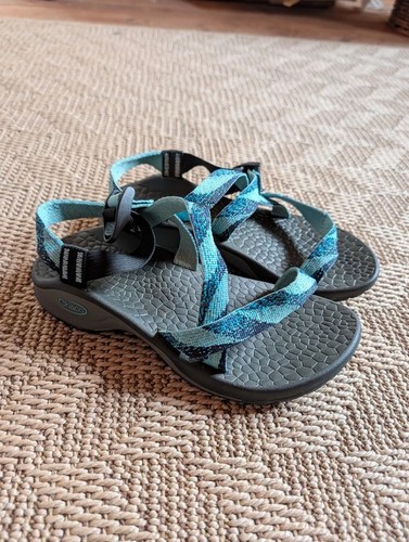 Chaco blue cloud hiking - z,
